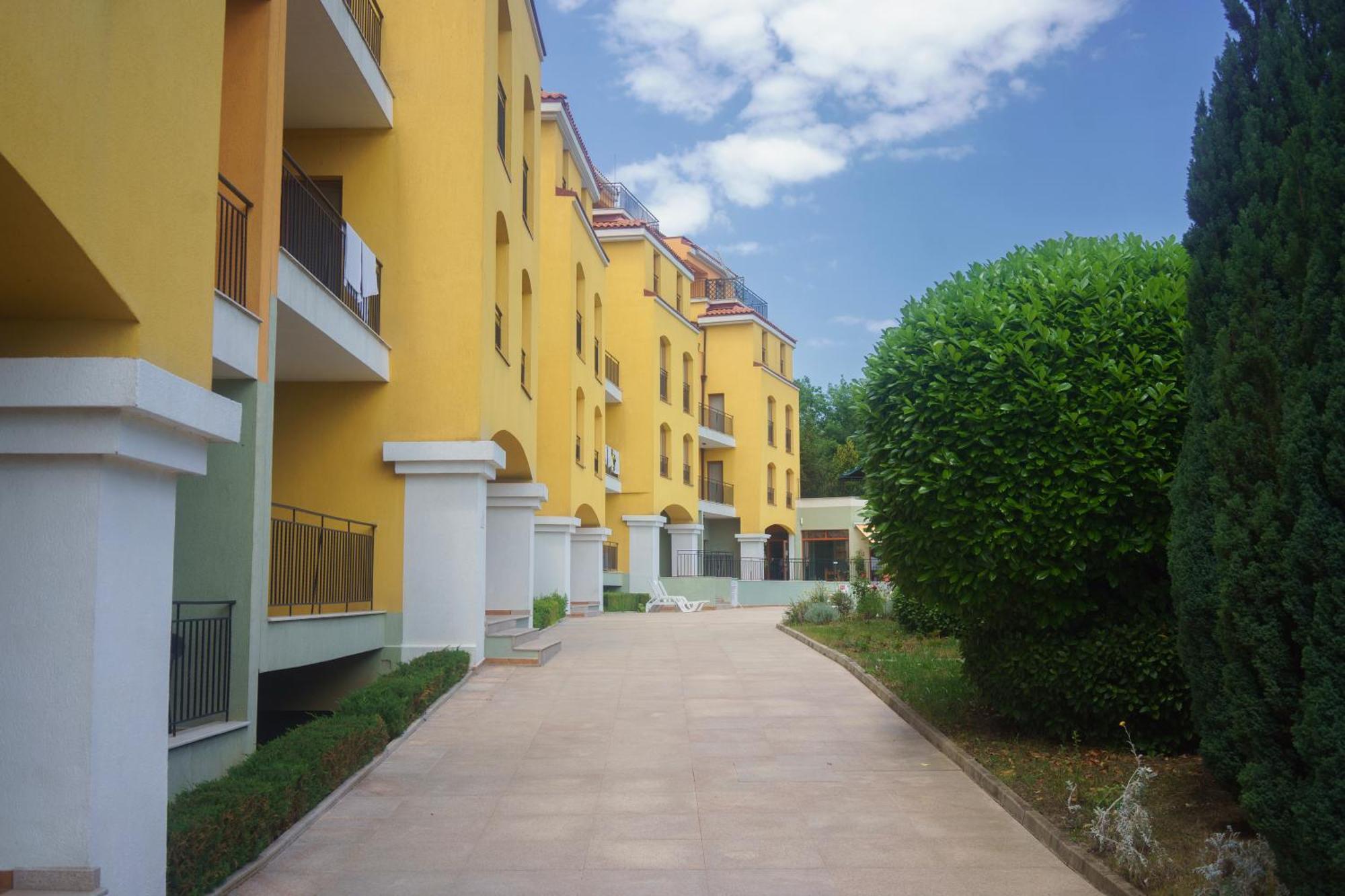Serena Residence Aparthotel Sosopol Exterior foto